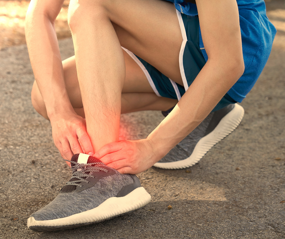 A guy who has ankle sprain